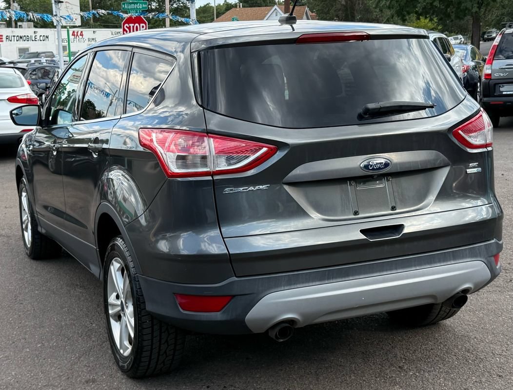 Used 2016 Ford Escape SE AWD/4WD image 3