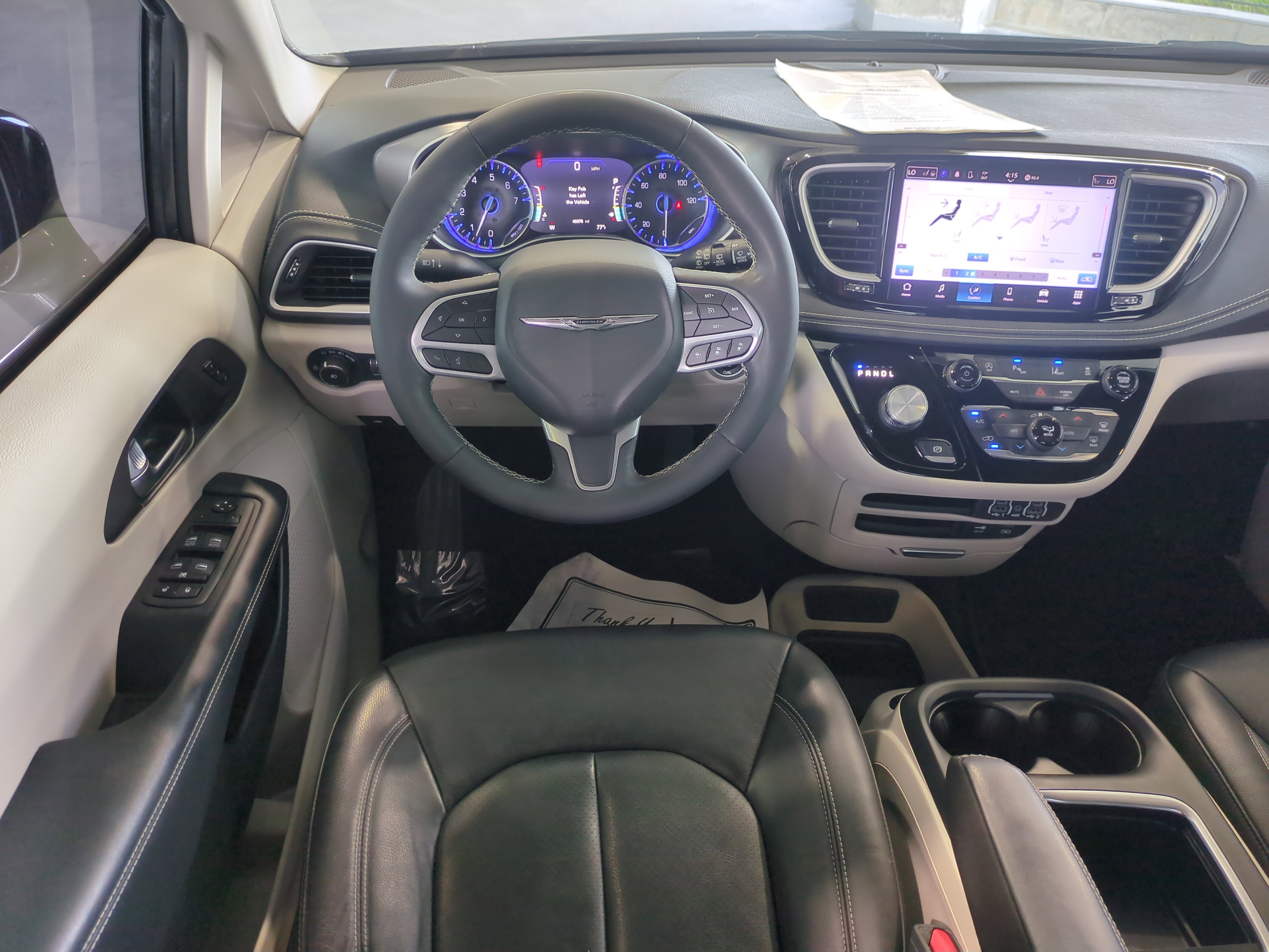 Certified 2022 Chrysler Pacifica Touring-L image 17