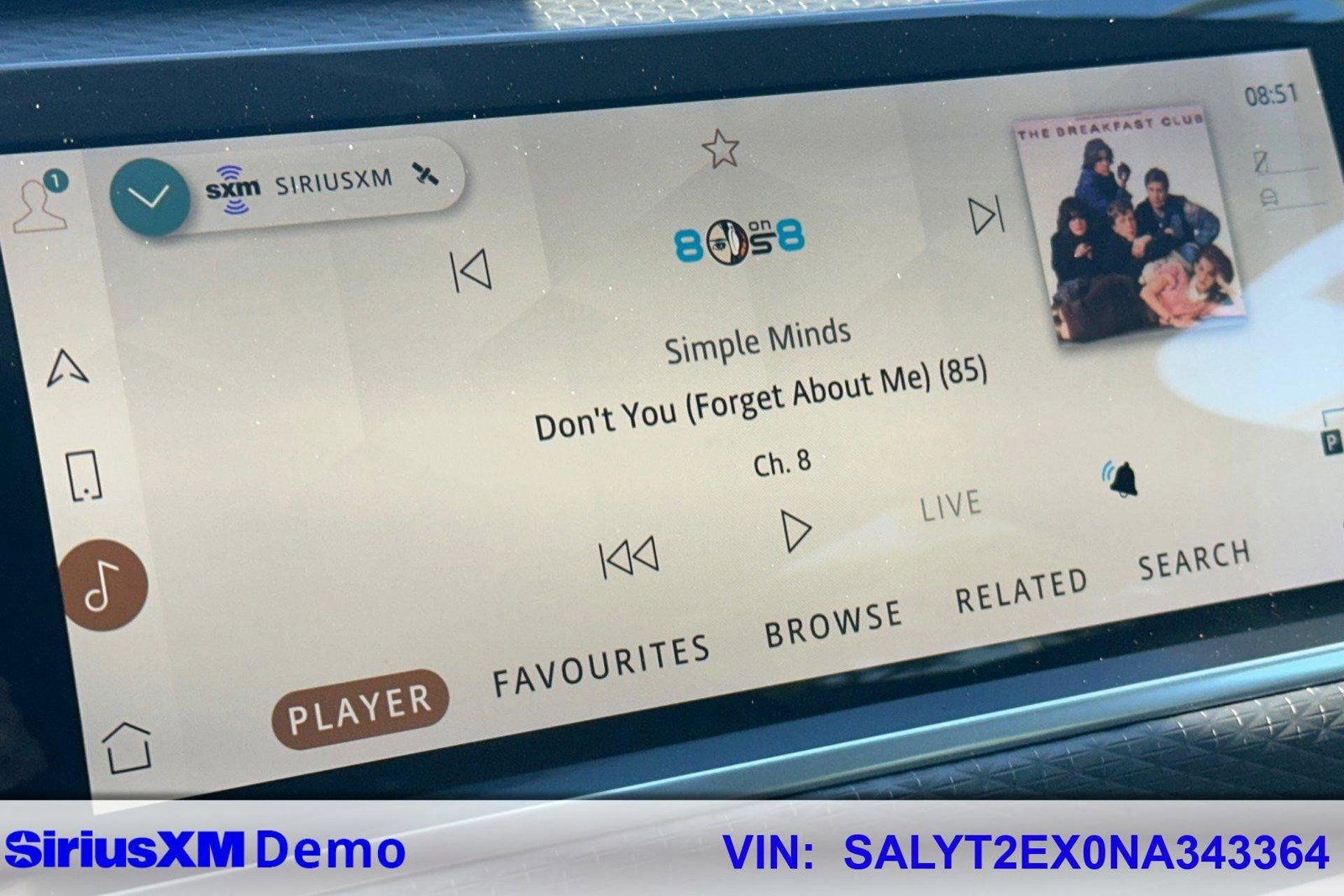 Certified 2022 Land Rover Range Rover Velar R-Dynamic S AWD/4WD image 38