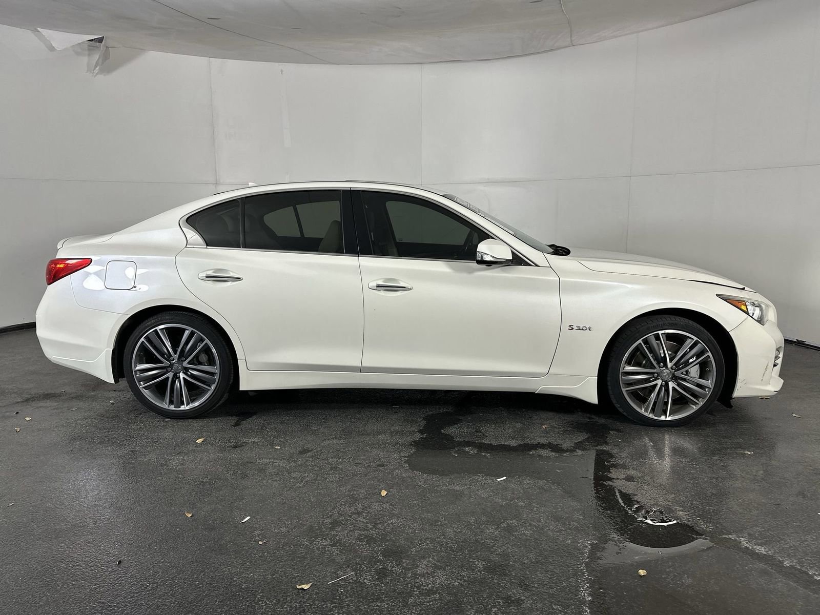 Used 2016 INFINITI Q50 Red Sport 400 AWD/4WD image 13