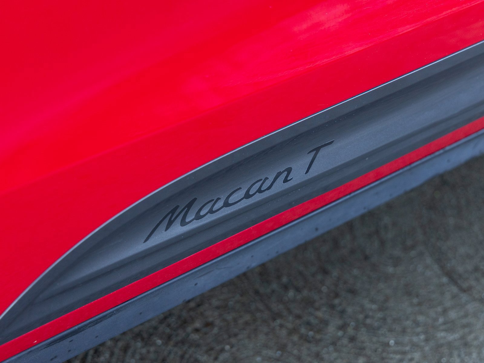 Certified 2024 Porsche Macan Turbo image 18