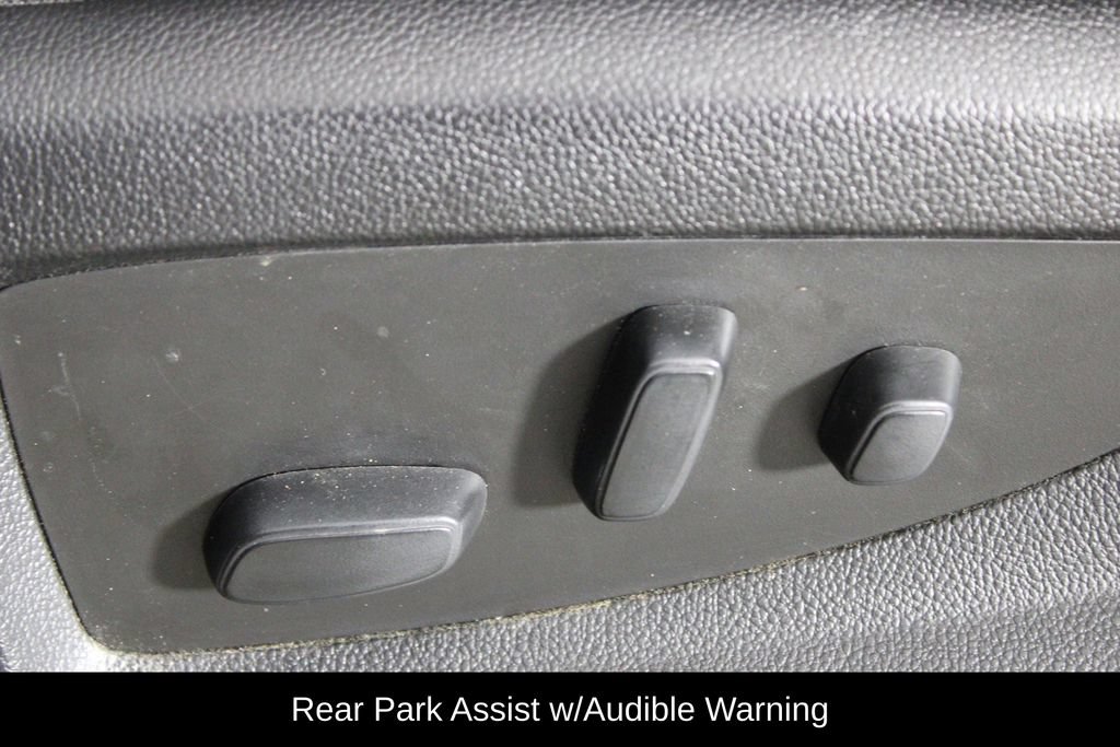 Used 2020 Chevrolet Tahoe 4WD w/ Remote Keyless Entry Package image 23