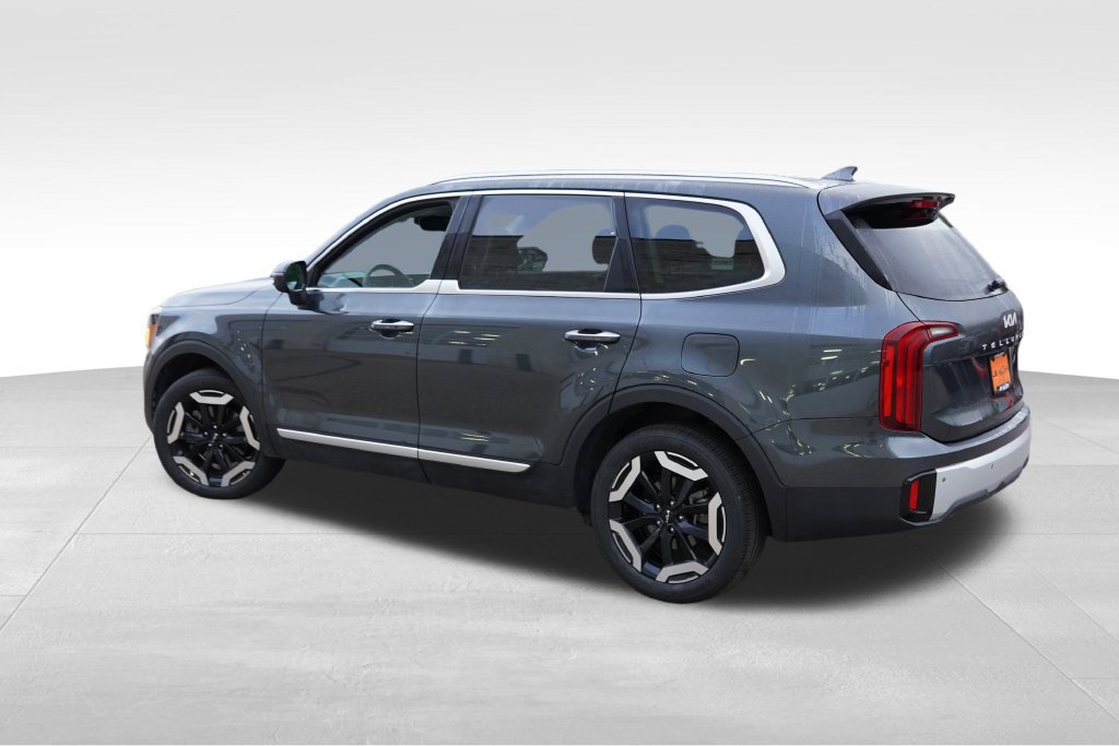 Certified 2024 Kia Telluride S AWD/4WD image 8