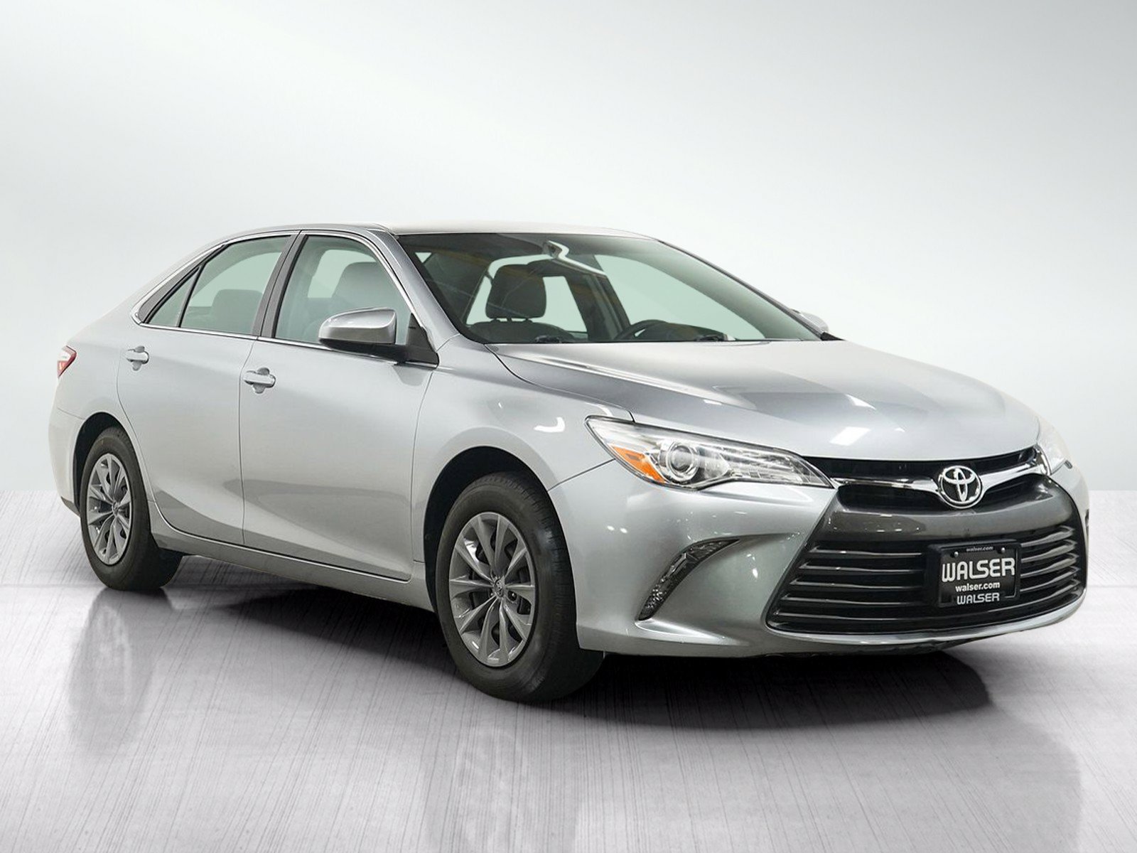Used 2016 Toyota Camry LE FWD image 7