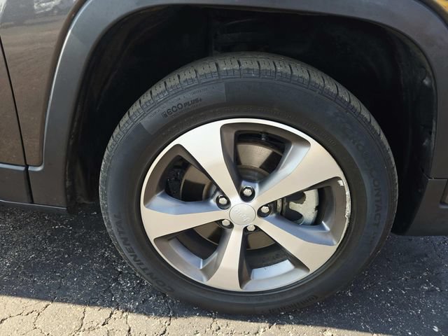 Used 2021 Jeep Cherokee Limited AWD/4WD image 14