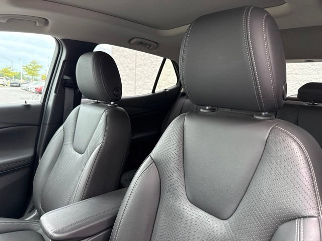 Used 2023 Buick Encore GX Essence w/ Experience Buick Package AWD/4WD image 12