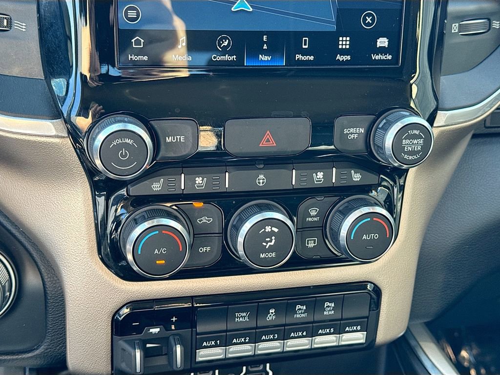 Used 2022 RAM 2500 Laramie AWD/4WD image 14