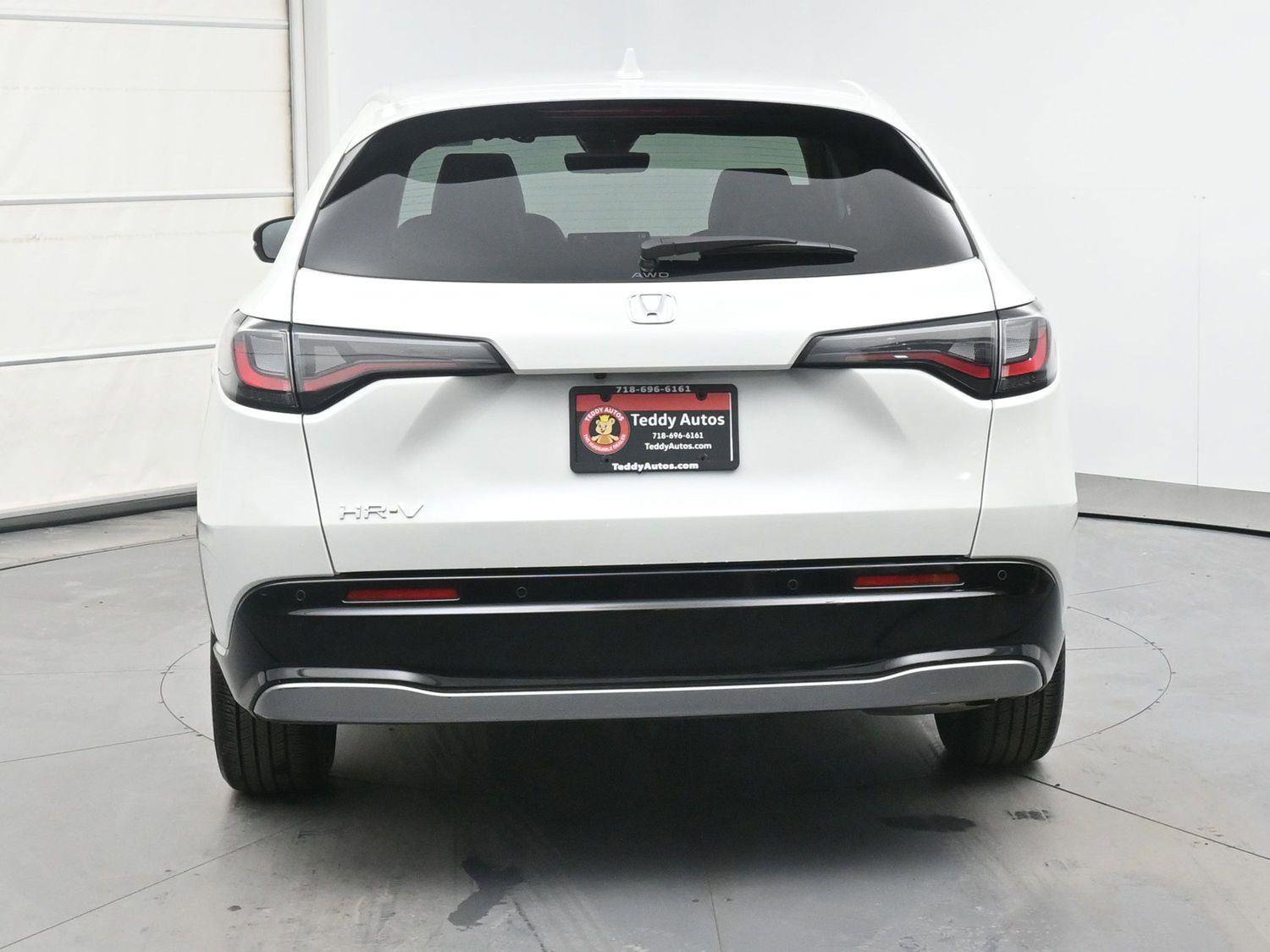 Used 2024 Honda HR-V EX-L image 24