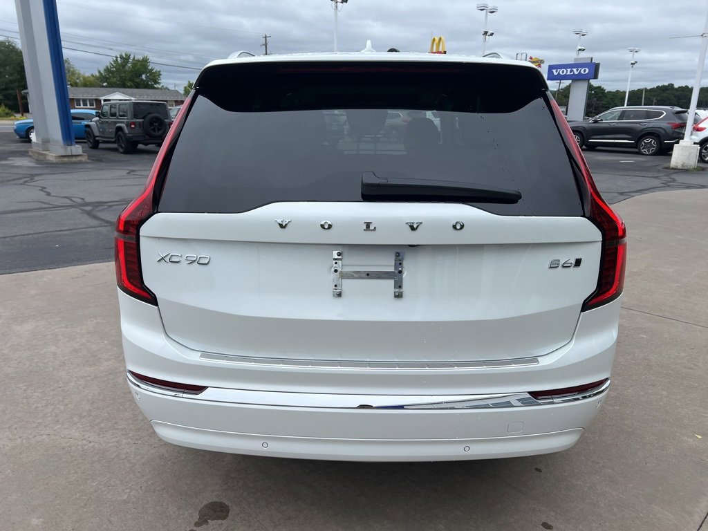 New 2026 Volvo XC90 B6 Plus w/ Protection Package Premier image 4