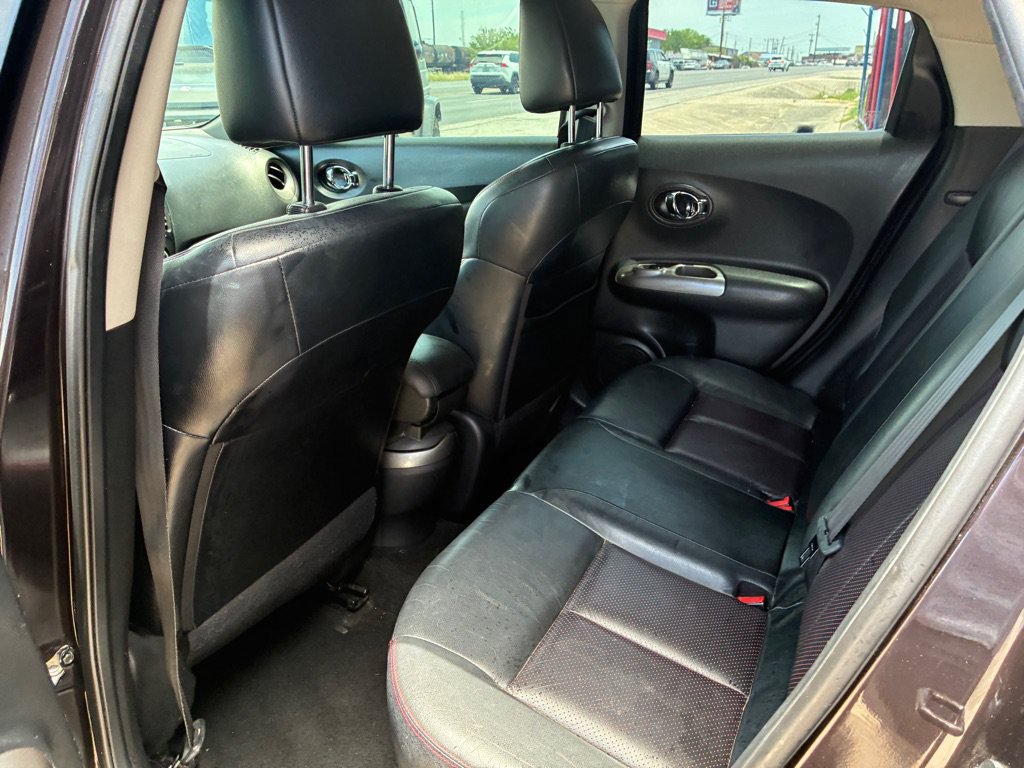 Used 2014 Nissan Juke SL FWD image 17