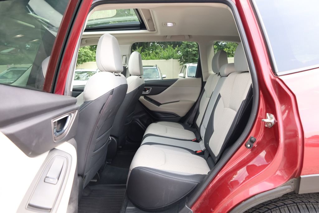 Used 2022 Subaru Forester Premium AWD/4WD image 21