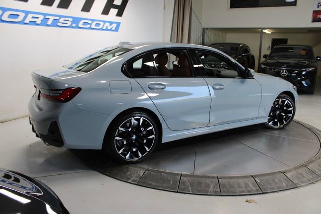 Used 2026 BMW 330i xDrive Sedan AWD/4WD image 5