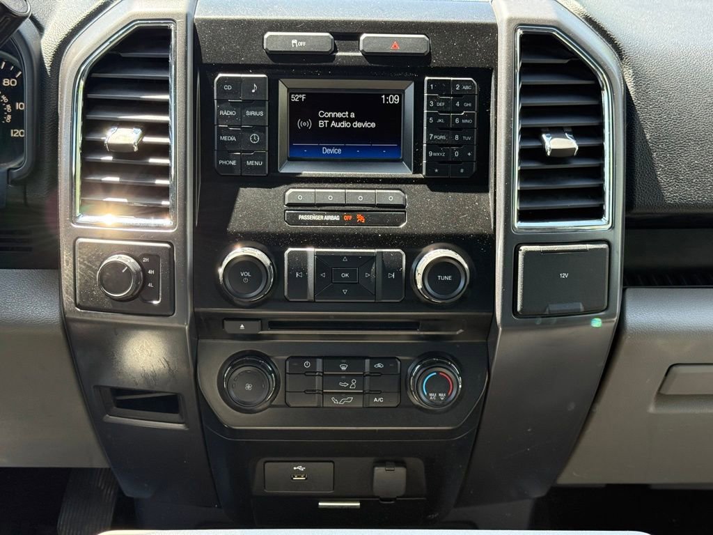 Used 2016 Ford F150 XLT AWD/4WD image 12