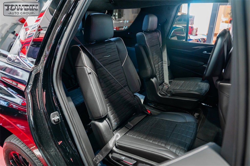Used 2021 Cadillac Escalade Premium Luxury Platinum image 16