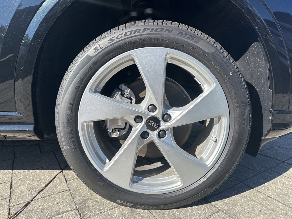 New 2025 Audi Q5 Premium Plus image 8