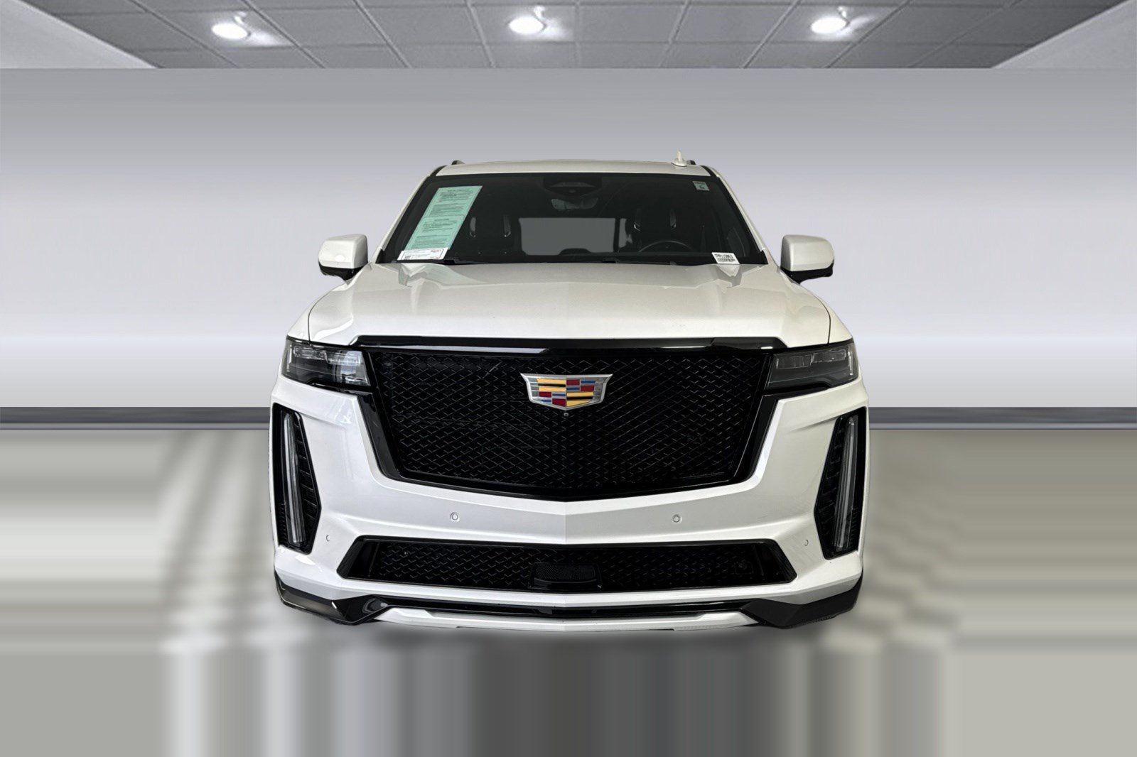 Used 2023 Cadillac Escalade ESV V AWD/4WD image 5