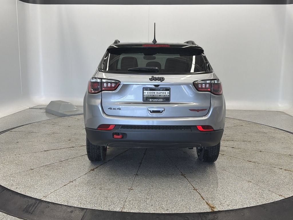 Used 2022 Jeep Compass Trailhawk AWD/4WD image 4