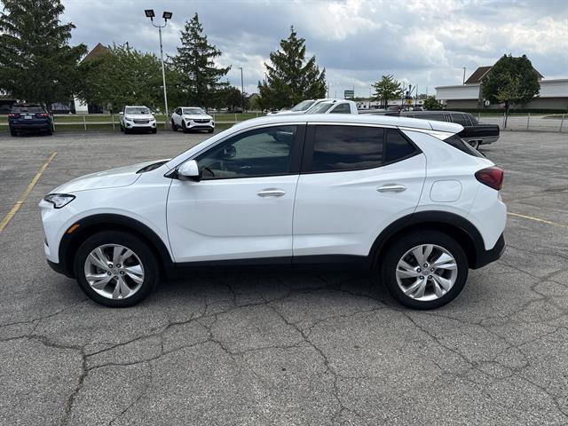Used 2024 Buick Encore GX Preferred AWD/4WD image 24