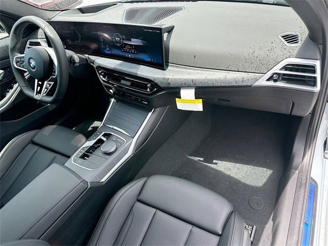 New 2025 BMW 330i Sedan w/ M Sport Package image 28