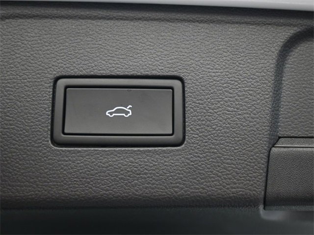 New 2026 Volkswagen Atlas SE image 16