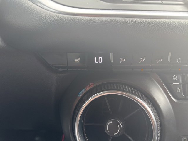 Used 2019 Chevrolet Blazer LT image 26