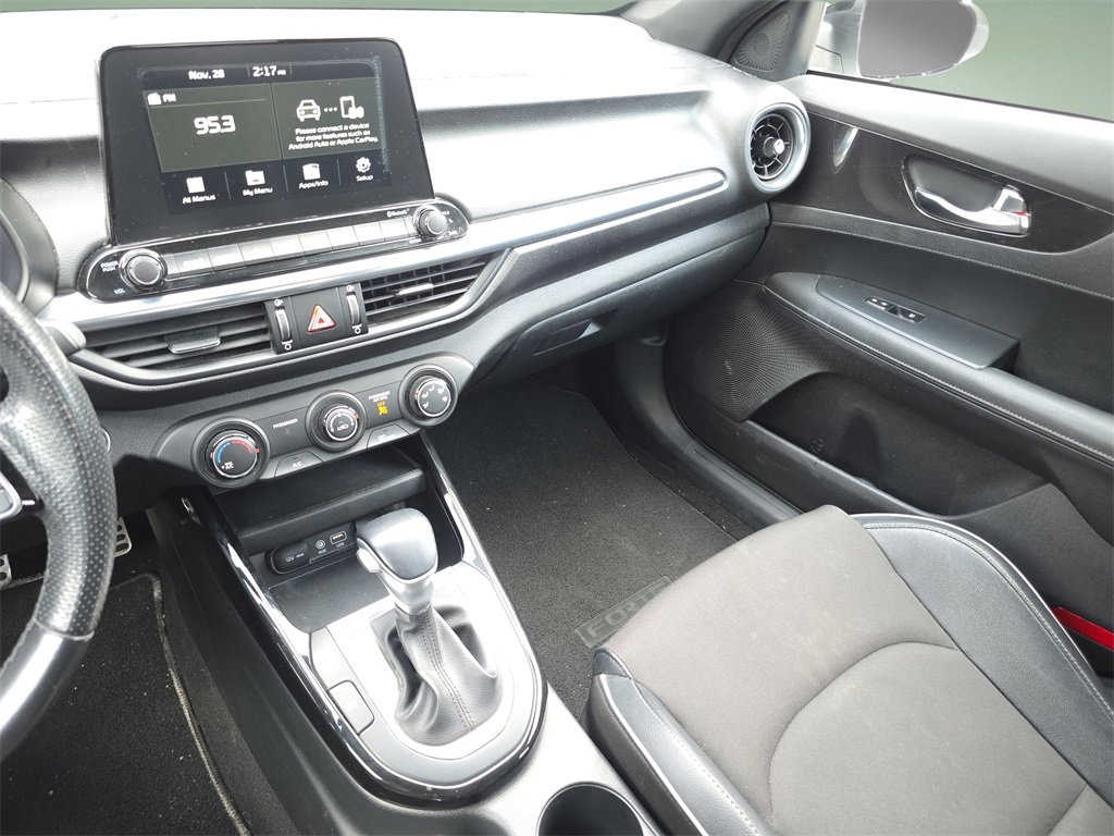 Used 2021 Kia Forte GT-Line image 29