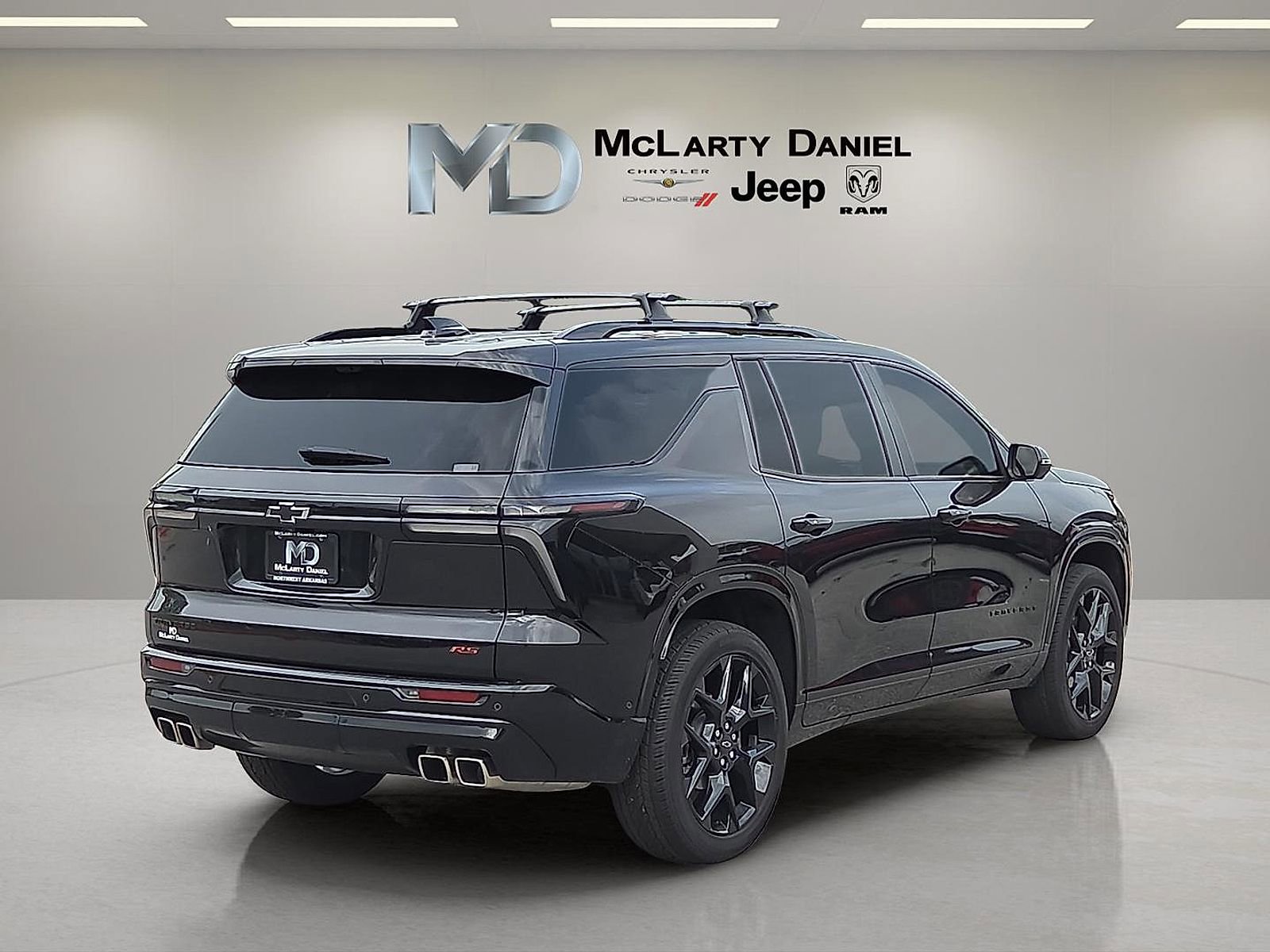 Used 2026 Chevrolet Traverse RS FWD image 5