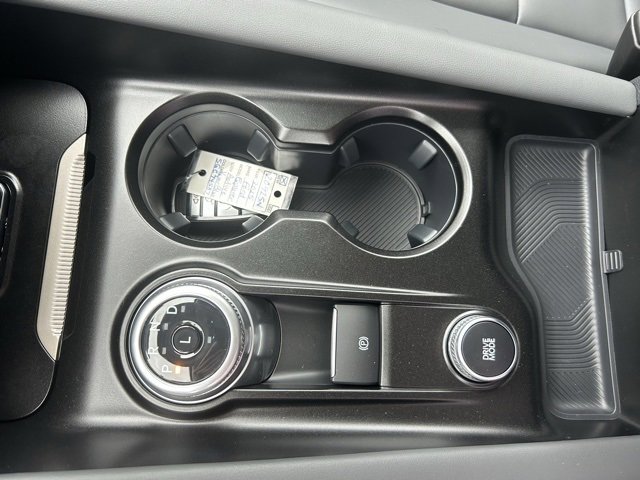 New 2025 Ford Explorer Active image 29