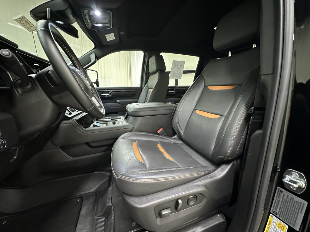 Used 2025 GMC Sierra 2500 AT4 AWD/4WD image 26
