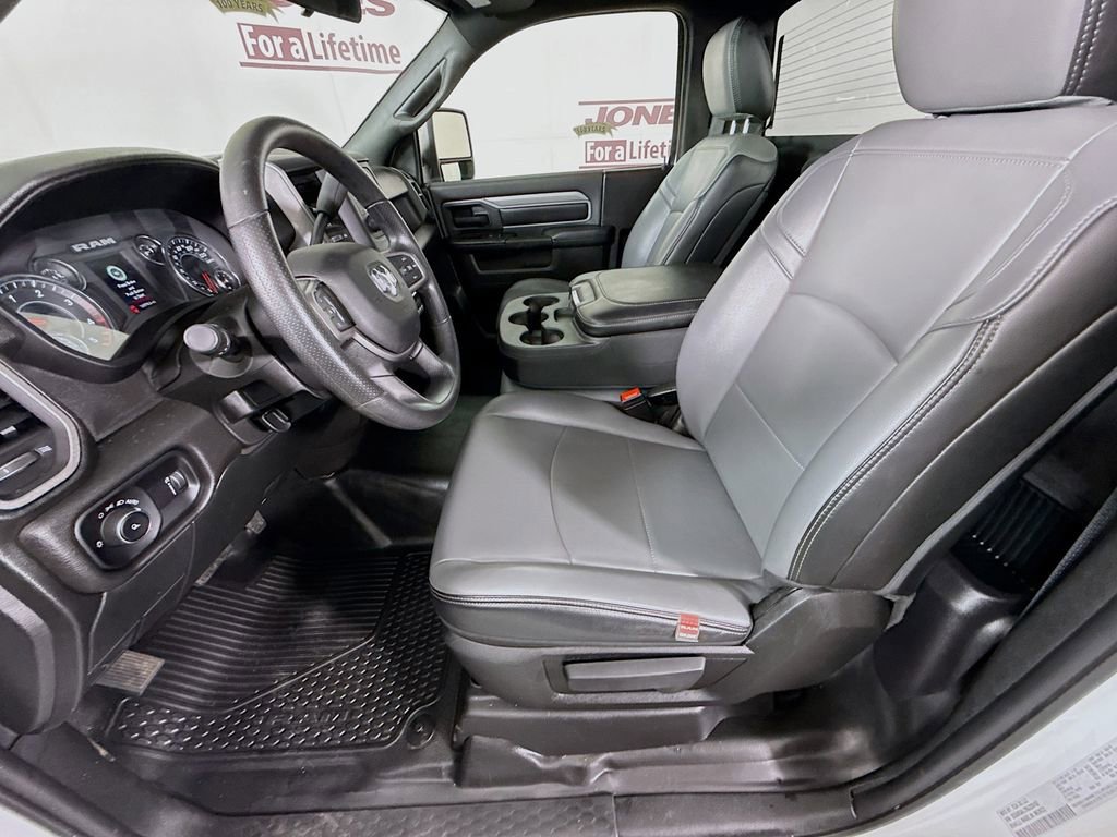 Used 2024 RAM 3500 Tradesman w/ Snow Chief Group image 27