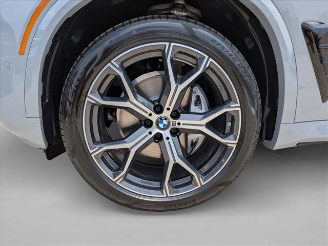 Used 2026 BMW X5 sDrive40i w/ M Sport Package RWD image 10
