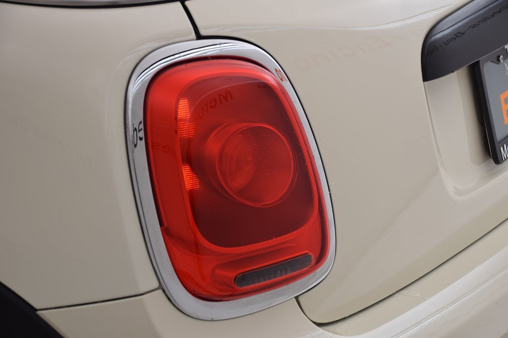 Used 2018 MINI Cooper Convertible image 12