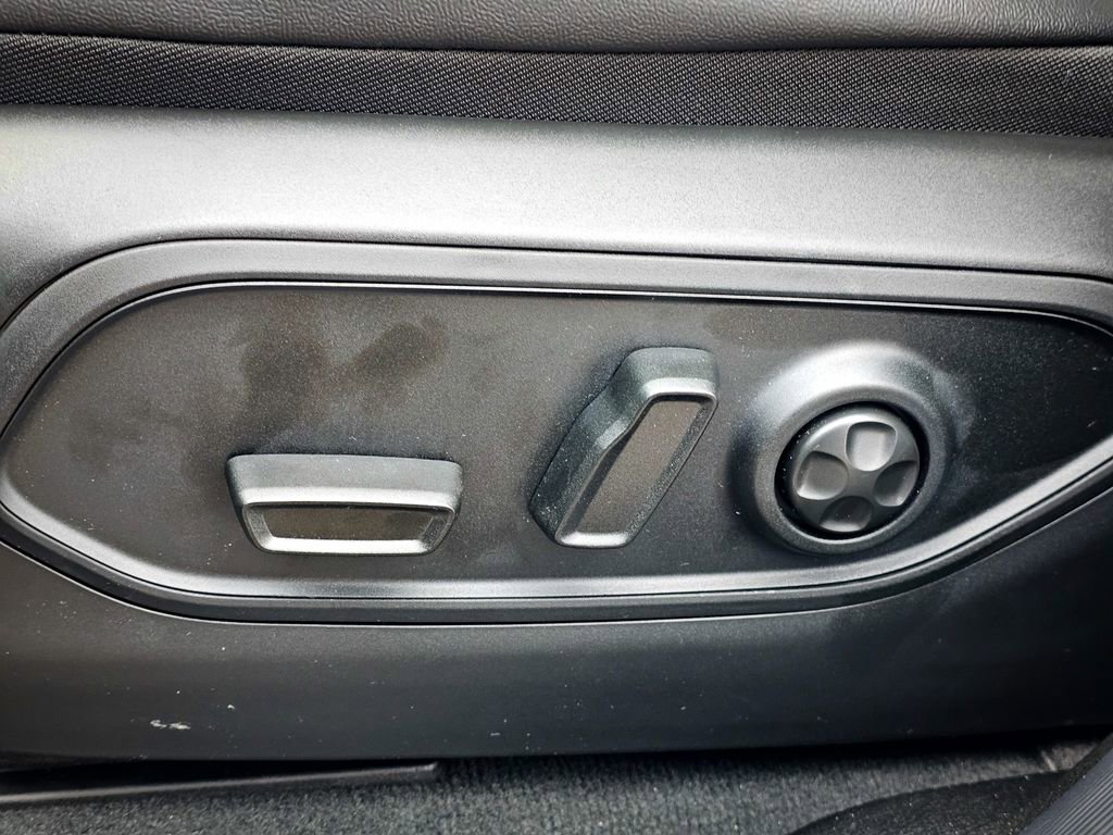 New 2026 Jeep Grand Cherokee Limited image 15