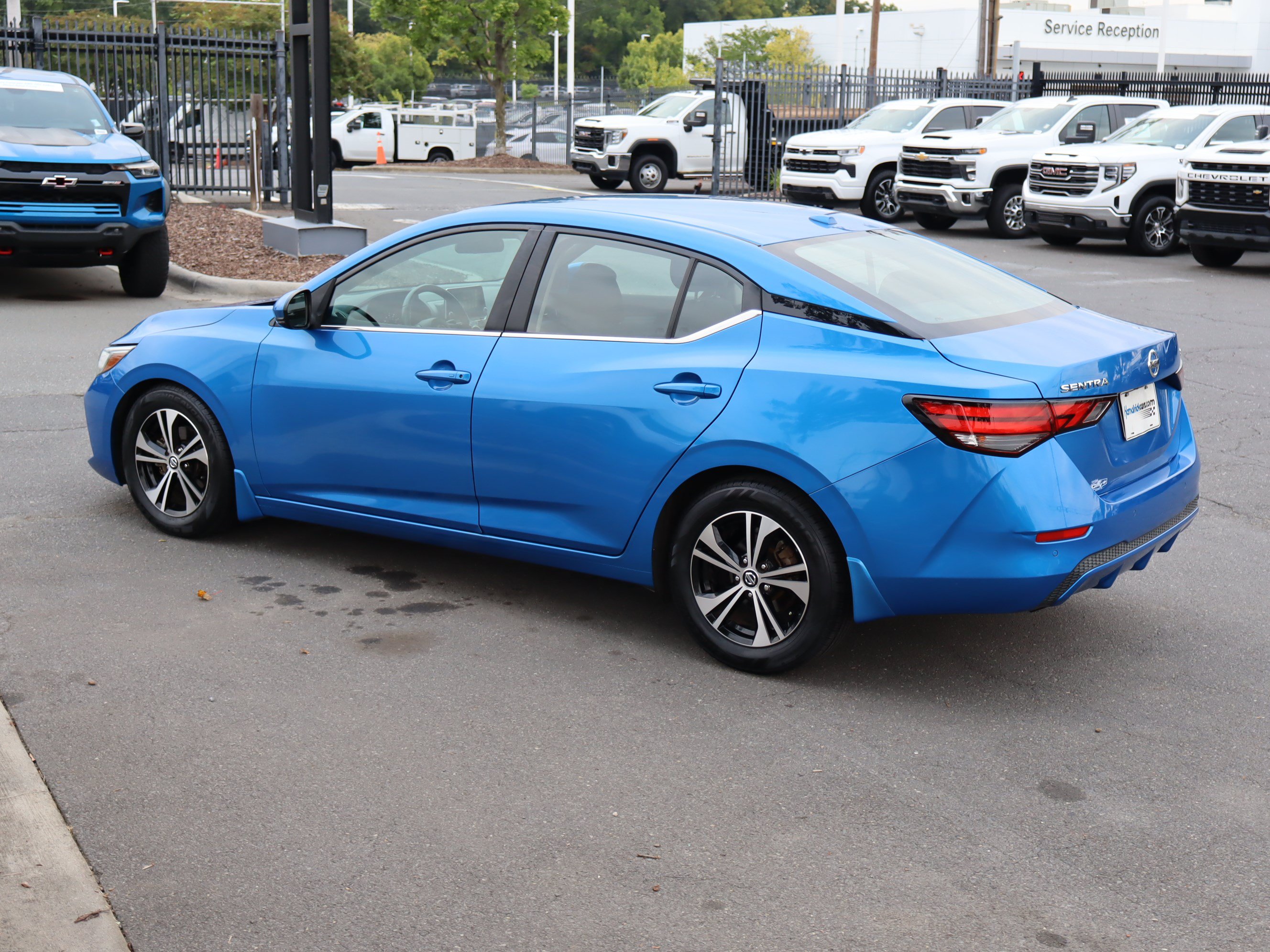 Used 2020 Nissan Sentra SV FWD image 8