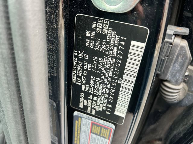 Used 2023 Kia Sorento S w/ Panoramic Sunroof Package image 34