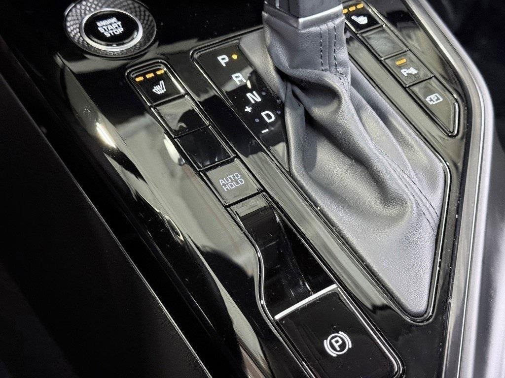 Used 2023 Kia Niro EX image 30