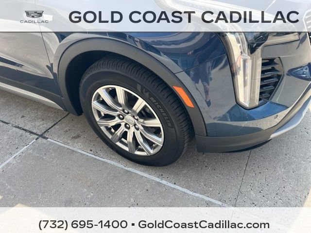 Used 2019 Cadillac XT4 Premium Luxury AWD/4WD image 6