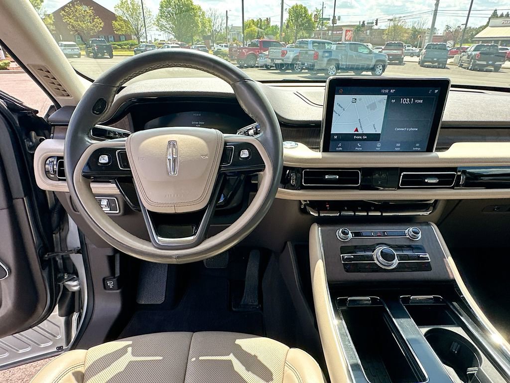Used 2022 Lincoln Aviator Reserve image 19