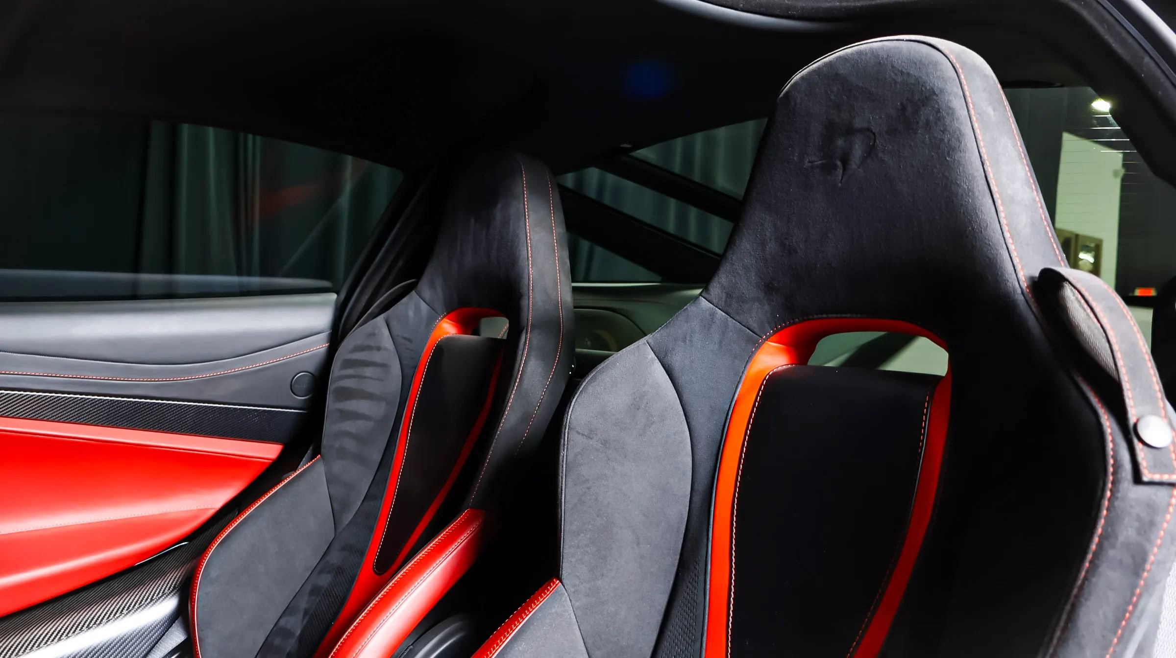 Used 2018 McLaren 720S RWD image 21