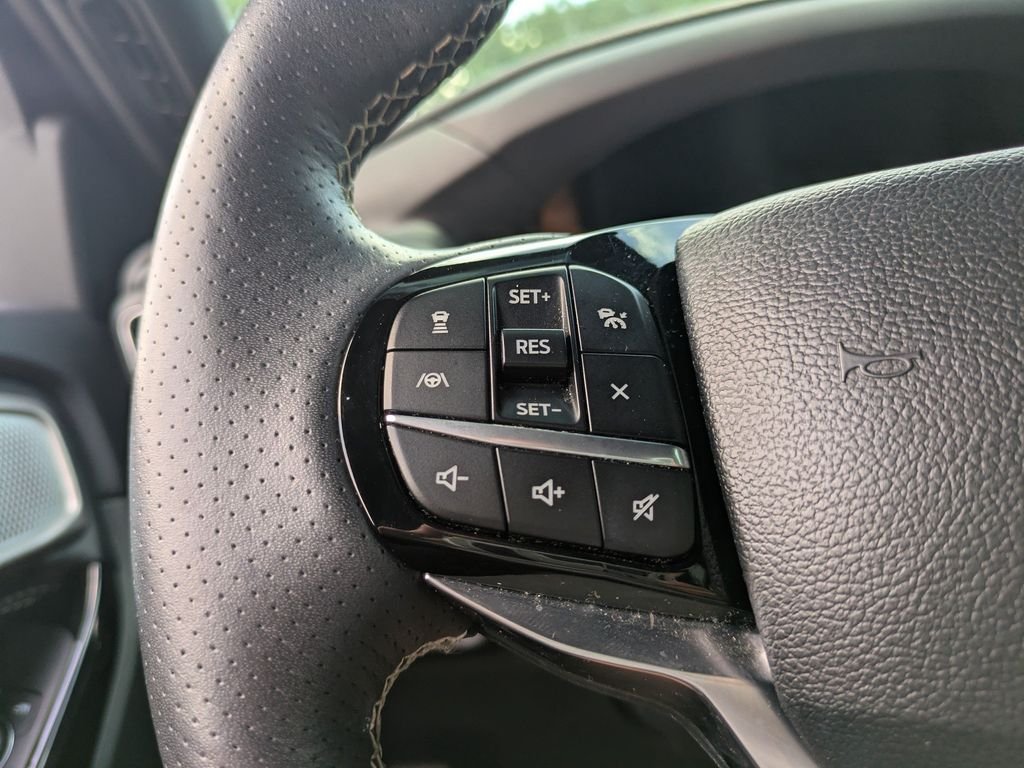 Used 2024 Ford Explorer ST w/ Equipment Group 401A AWD/4WD image 31