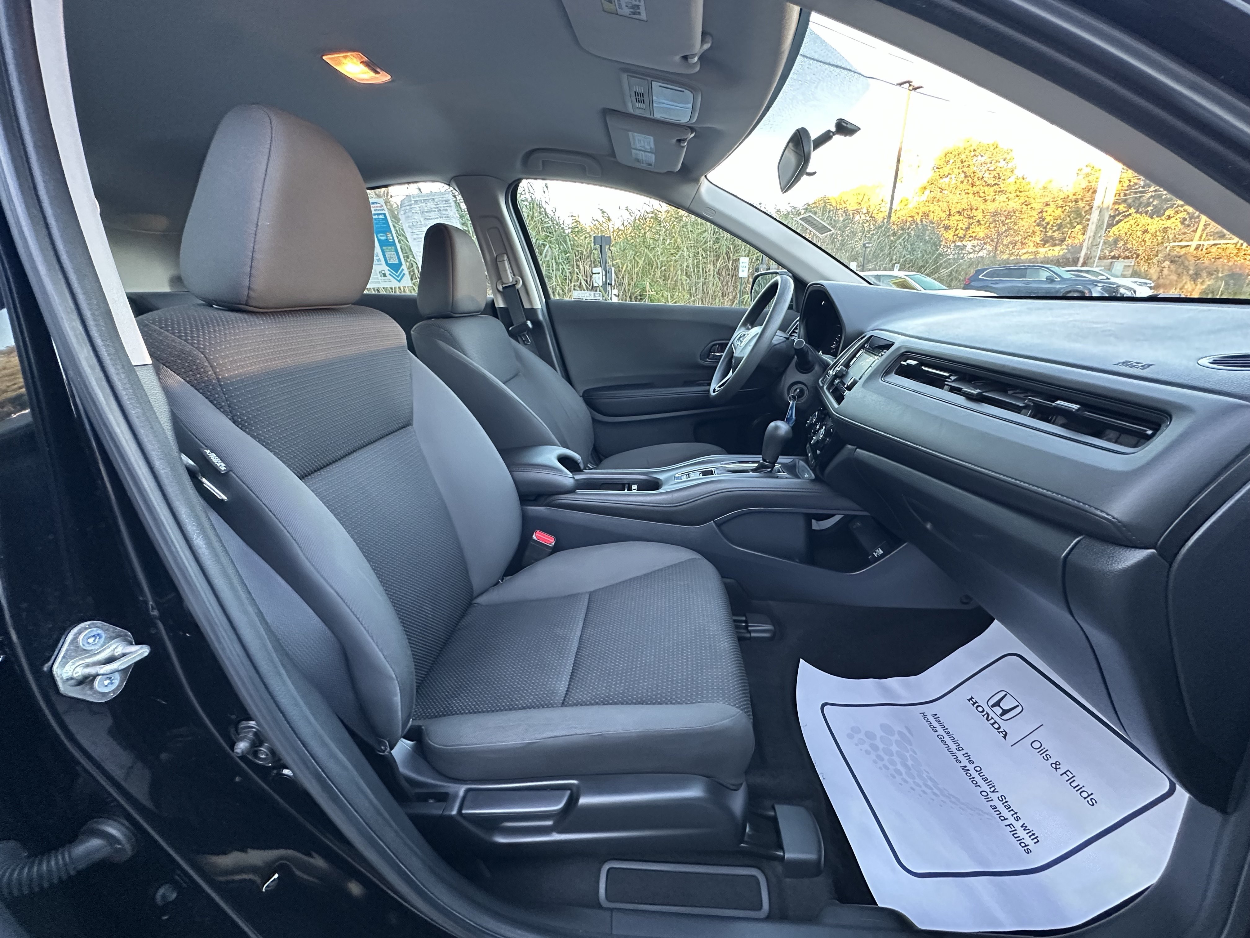 Used 2020 Honda HR-V LX image 23