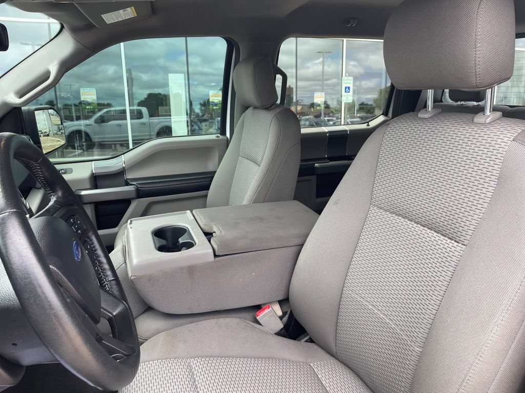 Used 2020 Ford F150 XLT w/ Equipment Group 302A Luxury AWD/4WD image 15