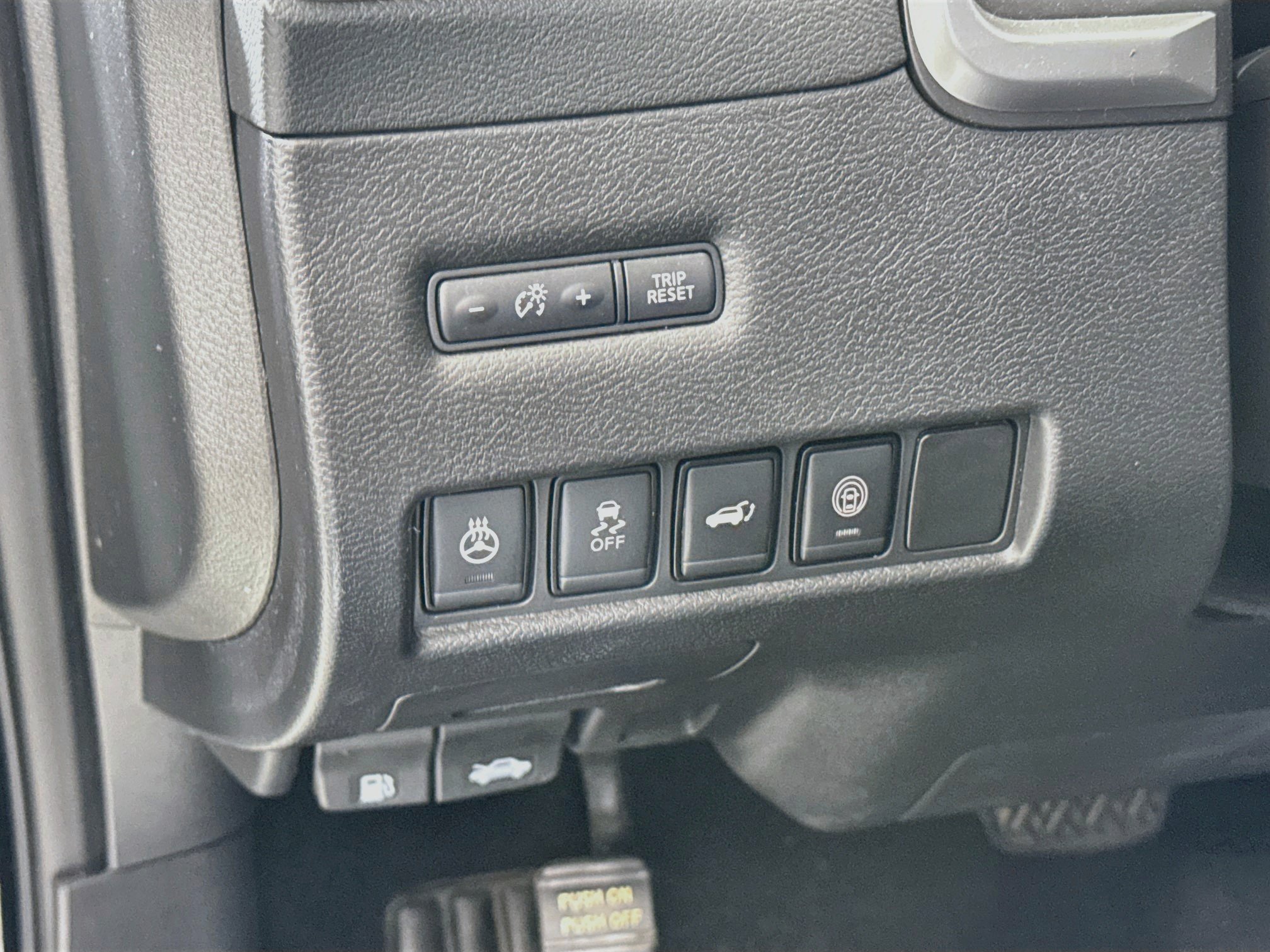 Used 2020 Nissan Murano SL w/ Moonroof Package FWD image 10