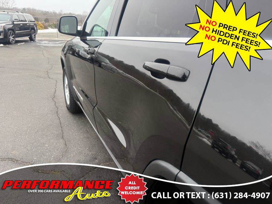 Used 2017 Jeep Grand Cherokee Laredo w/ Quick Order Package 23E AWD/4WD image 15