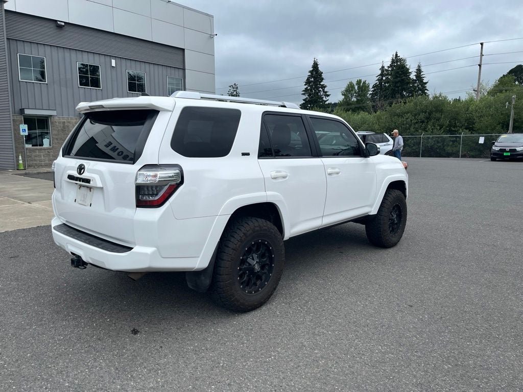 Used 2018 Toyota 4Runner SR5 Premium w/ Wilderness Package AWD/4WD image 3