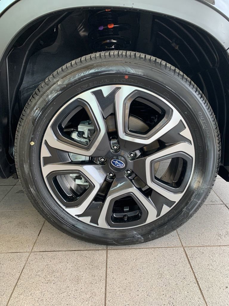 New 2026 Subaru Ascent Limited image 27