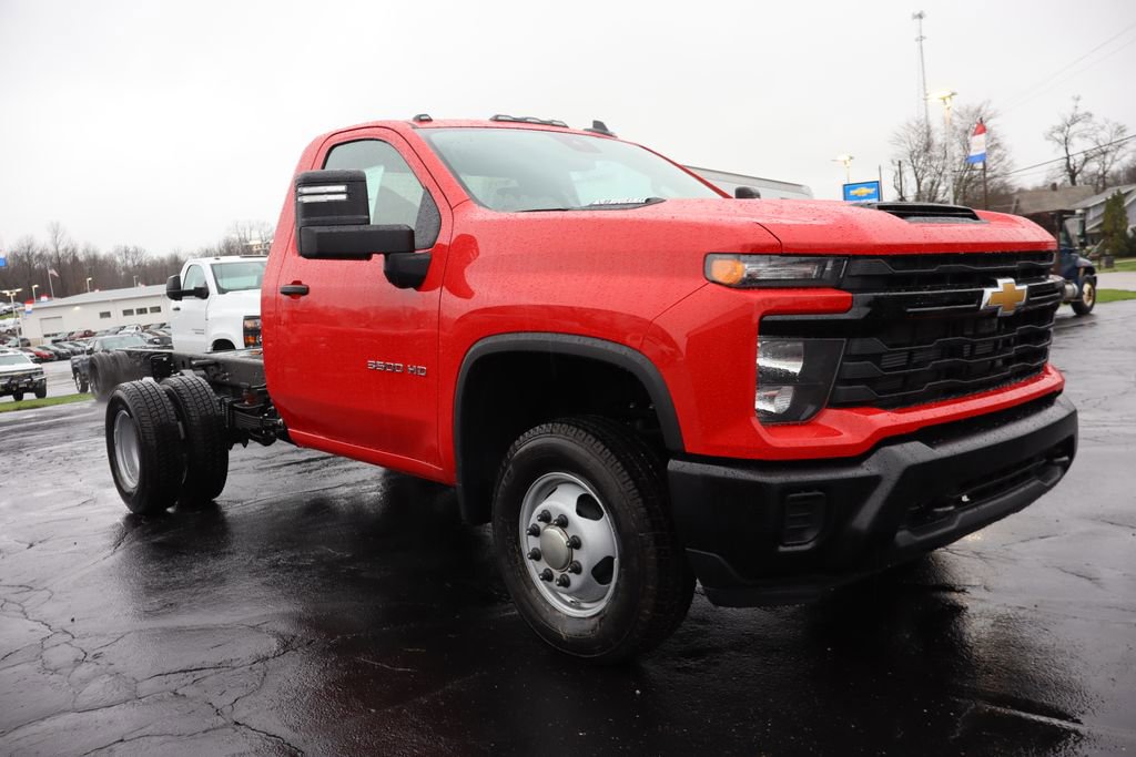 New 2026 Chevrolet Silverado 3500 W/T image 2