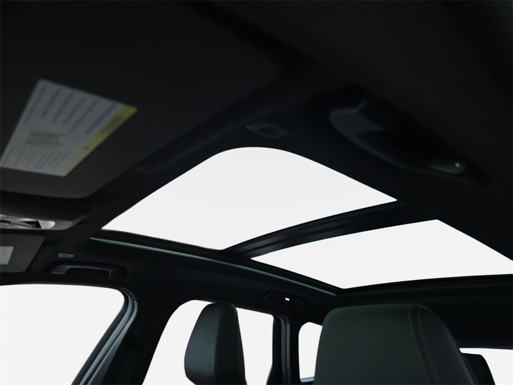 Used 2025 BMW X1 xDrive28i w/ Convenience Package image 32