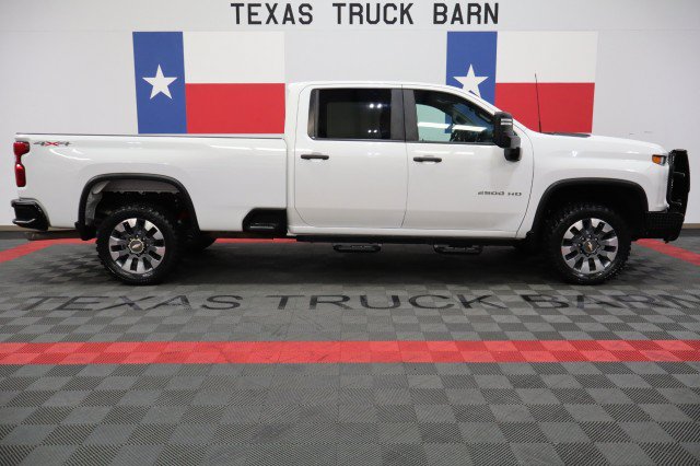 Used 2022 Chevrolet Silverado 2500 Custom w/ Custom Value Package AWD/4WD image 14
