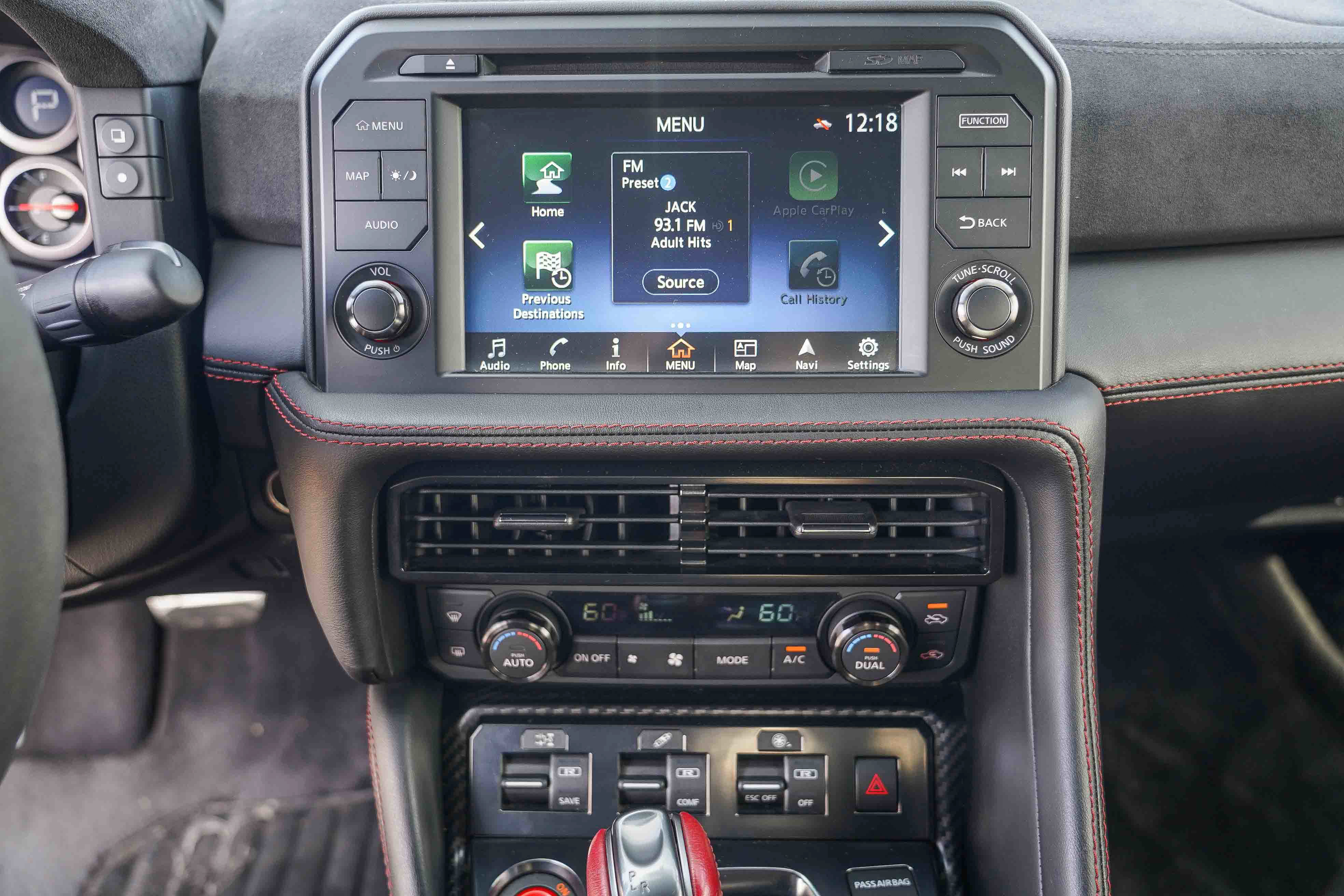 Used 2018 Nissan GT-R NISMO image 21